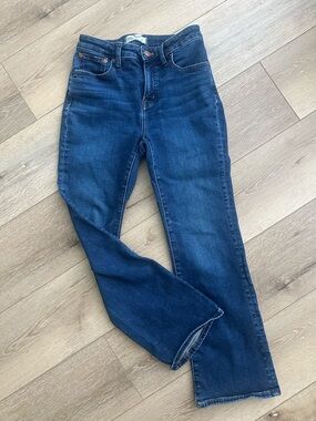 Madewell Curvy Kick Out Jeans